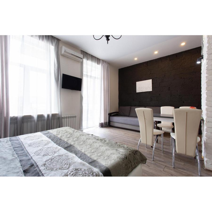 Studio Apartments In The City Center خاركيف المظهر الخارجي الصورة