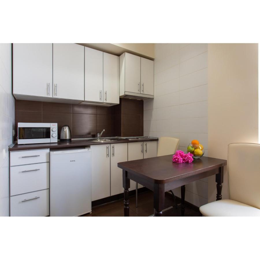 Studio Apartments In The City Center خاركيف المظهر الخارجي الصورة
